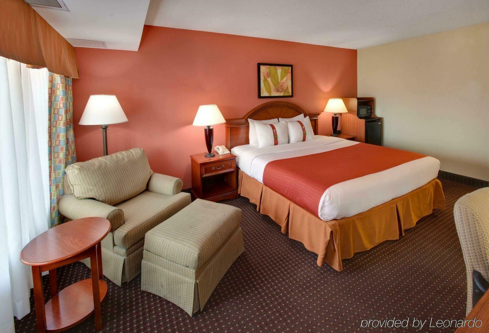 Holiday Chicago North Shore By Ihg Hotel 4*