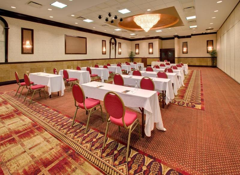 Holiday Chicago North Shore By Ihg Hotel